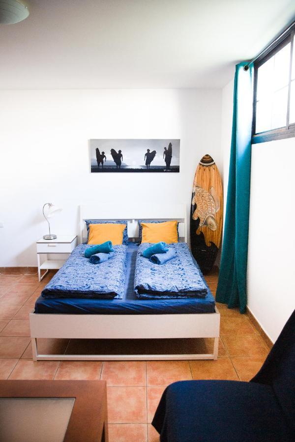 Surf Dream Surfhouse Hostel Corralejo Exterior photo