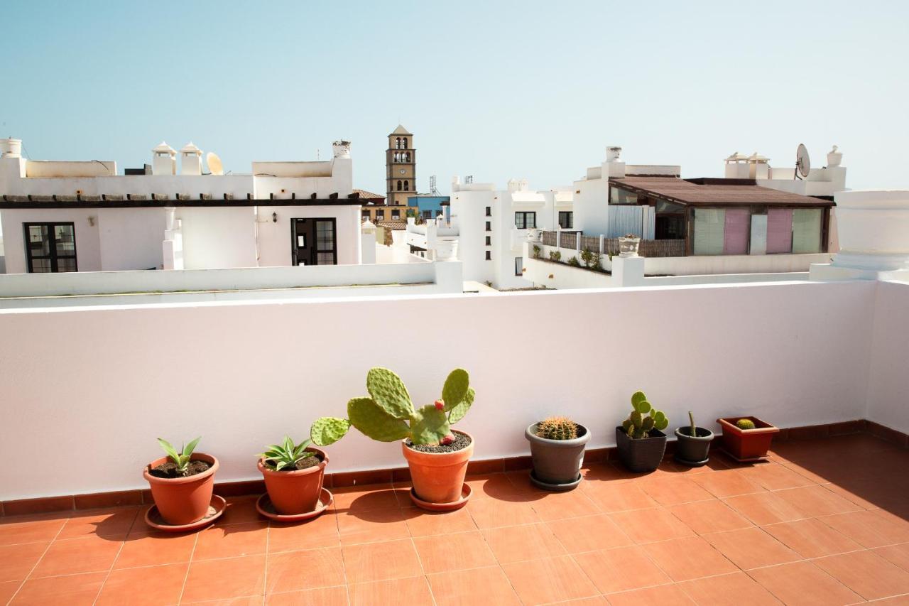 Surf Dream Surfhouse Hostel Corralejo Exterior photo