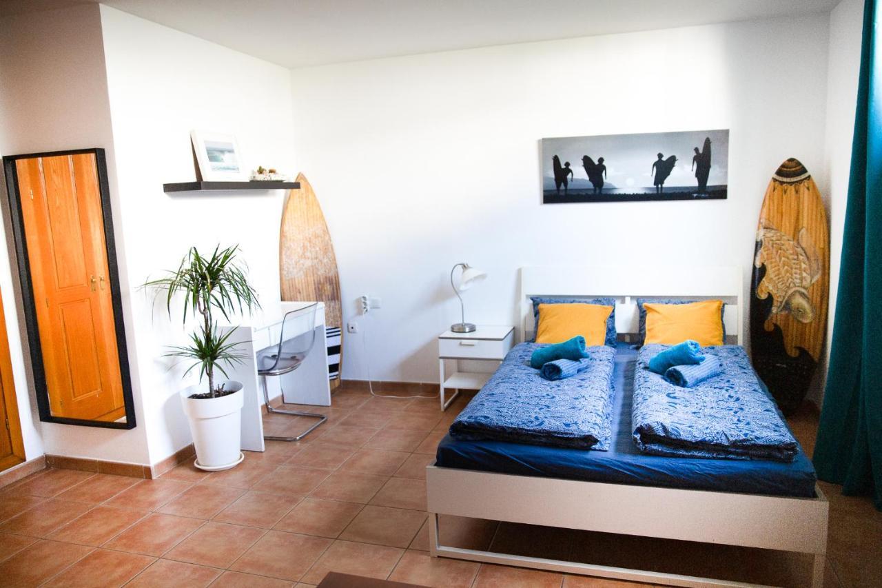 Surf Dream Surfhouse Hostel Corralejo Exterior photo