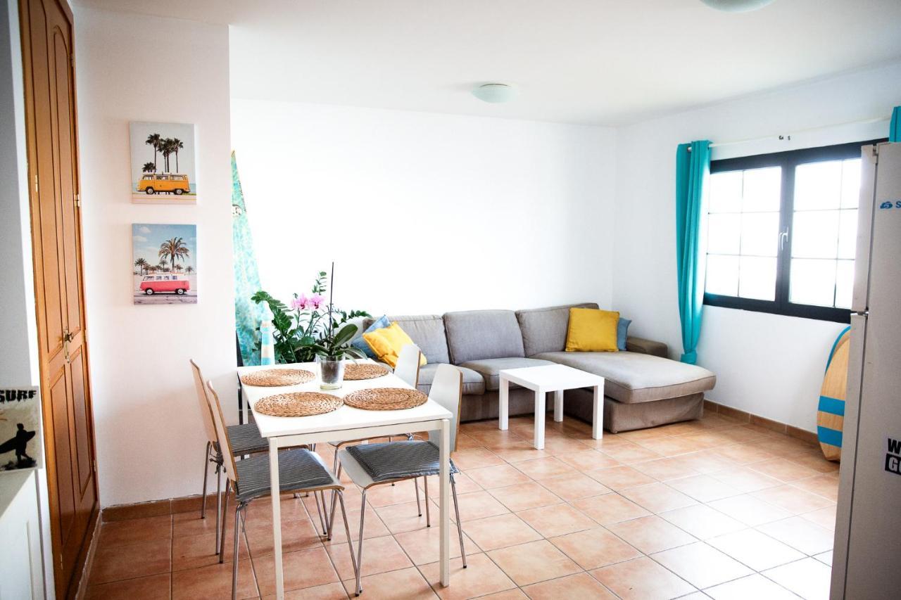 Surf Dream Surfhouse Hostel Corralejo Exterior photo